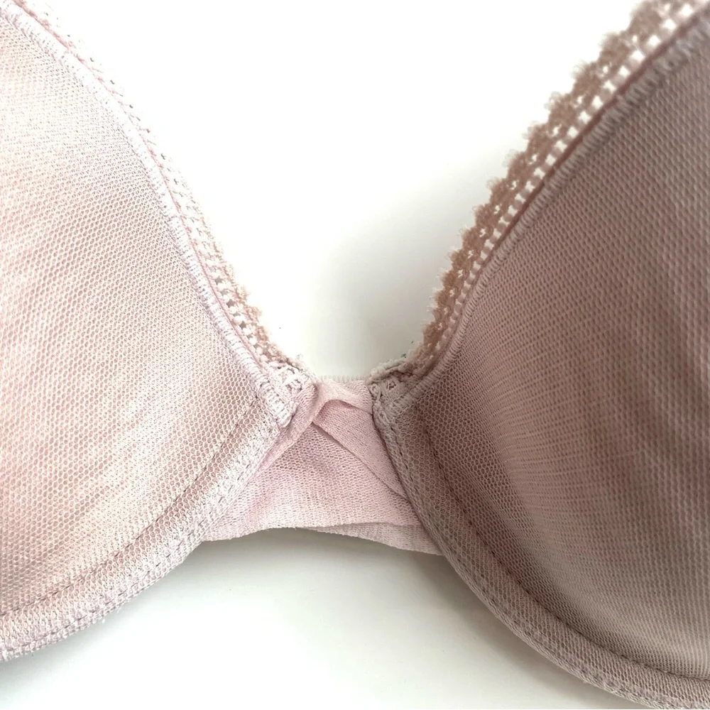 ON GROSSAMER Three Underwire Lightly Lined Bra. - Picture 4 of 6